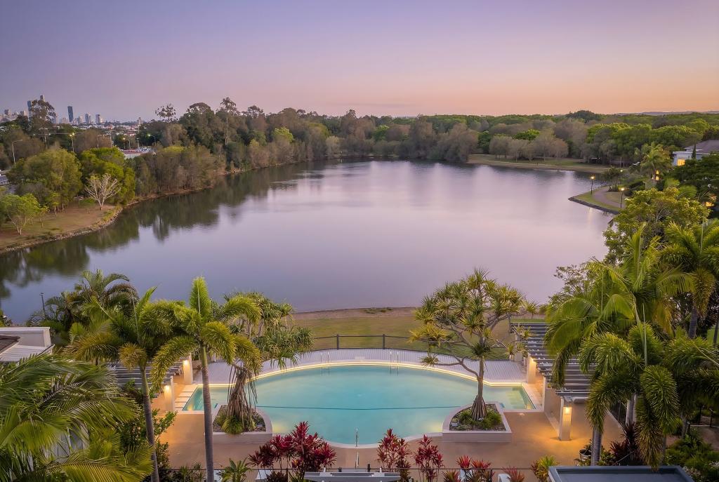 1062/1 The Cove Cres, Carrara, QLD 4211