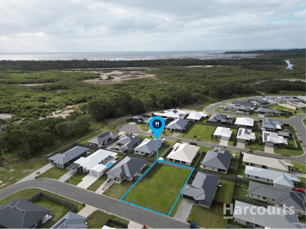 38 Sailaway Cct, Eli Waters, QLD 4655