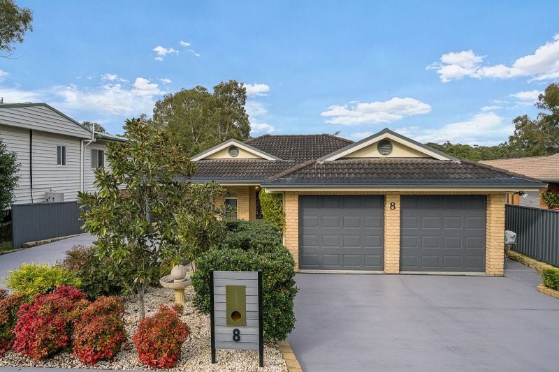 8 Parraweena Rd, Gwandalan, NSW 2259
