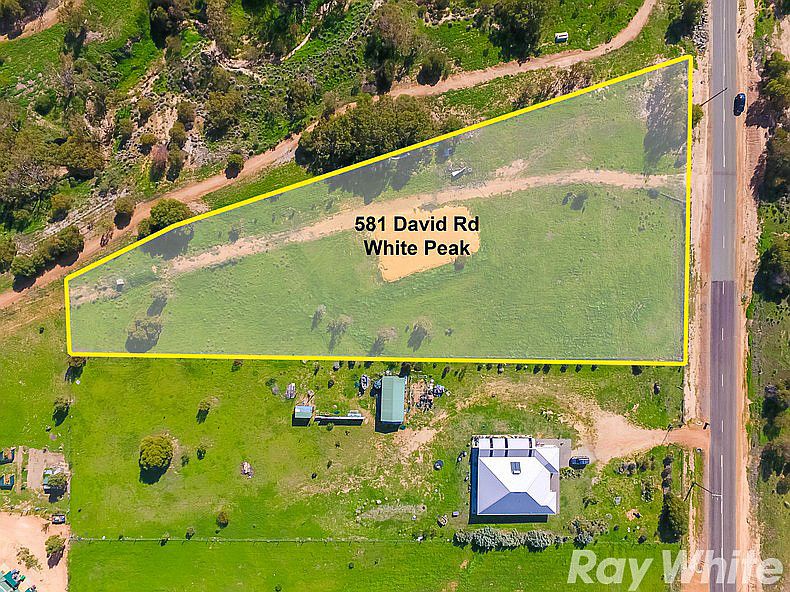 581 David Rd, White Peak, WA 6532