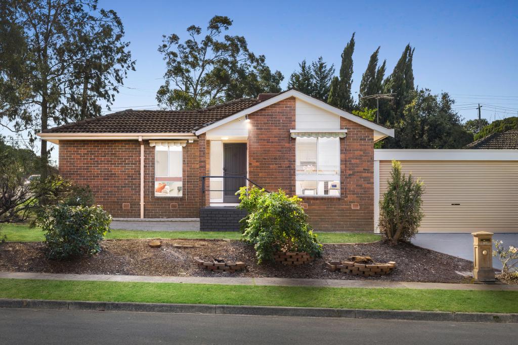 1 Chartwell Dr, Wantirna, VIC 3152