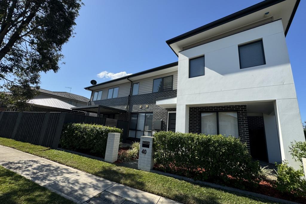 40 HAZELWOOD AVE, MARSDEN PARK, NSW 2765