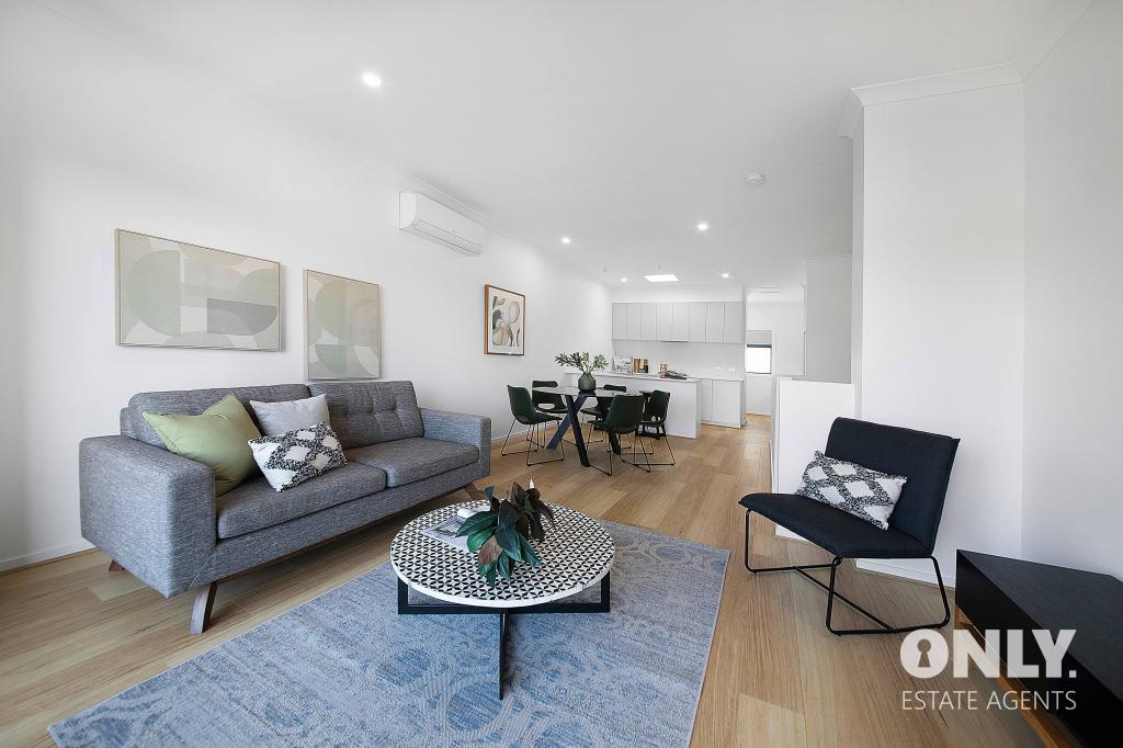 17 Vera Cl, Clyde North, VIC 3978