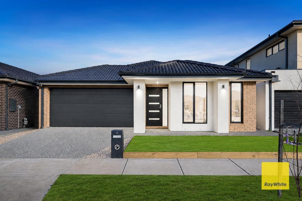 5 Akron St, Manor Lakes, VIC 3024