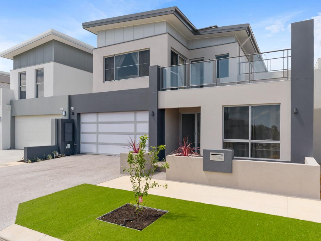 36 Lullworth Tce, North Coogee, WA 6163