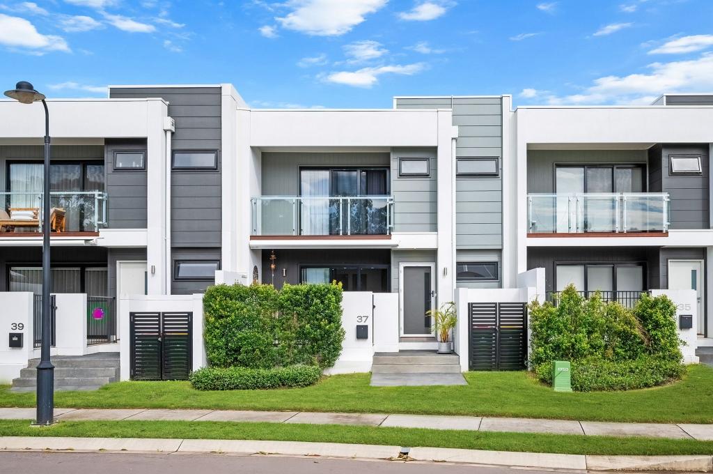 37 Turnberry Way, Brookwater, QLD 4300