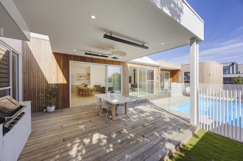 34 Foothills Ave, Mccrae, VIC 3938
