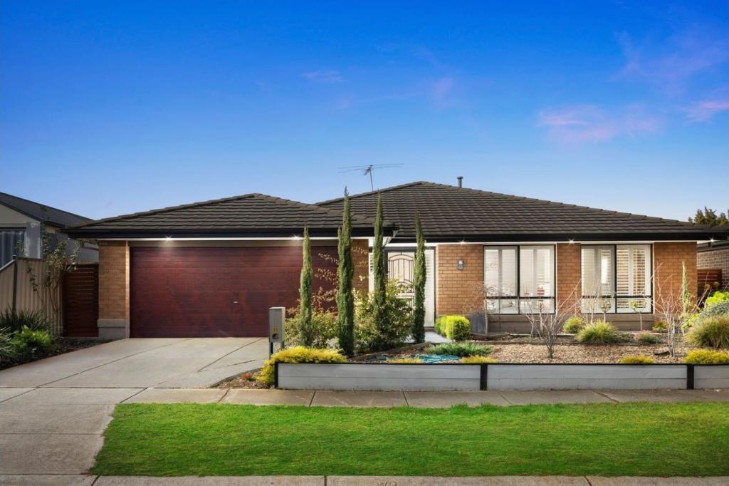 11 BARCHESTER AVE, TRUGANINA, VIC 3029