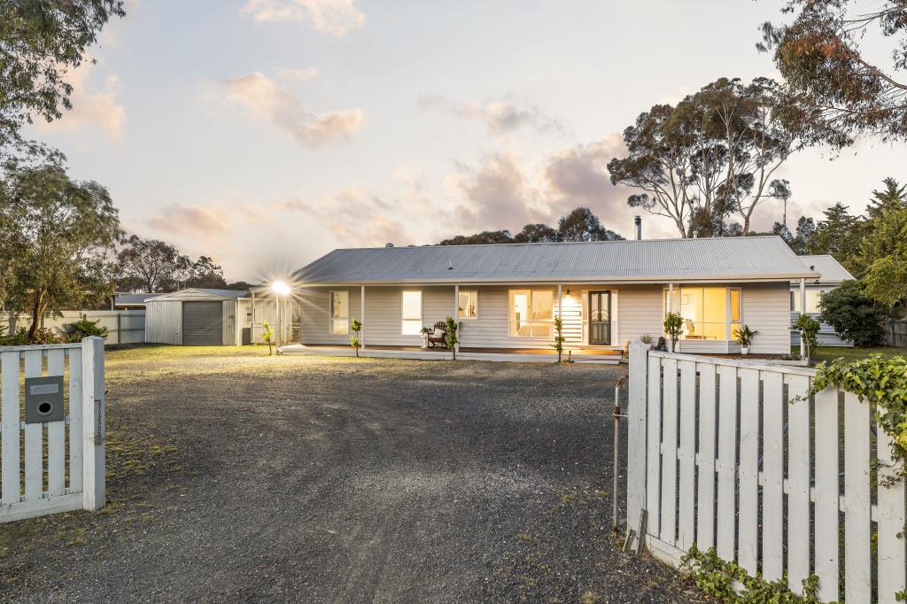 21-23 Barrabool Cres, Leopold, VIC 3224