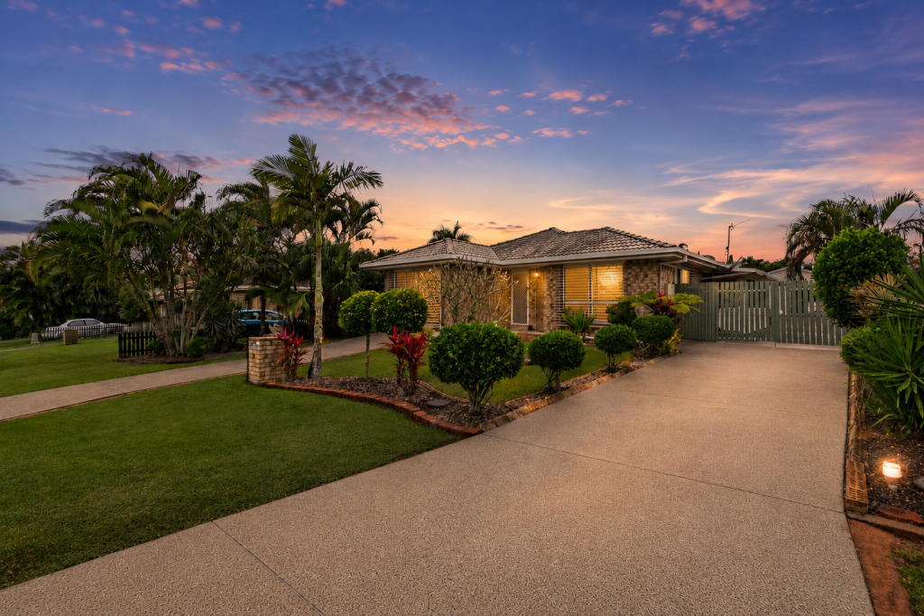 8 Sager Ct, Torquay, QLD 4655