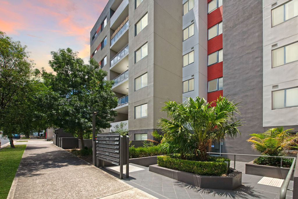 19/1-9 FLORENCE ST, SOUTH WENTWORTHVILLE, NSW 2145