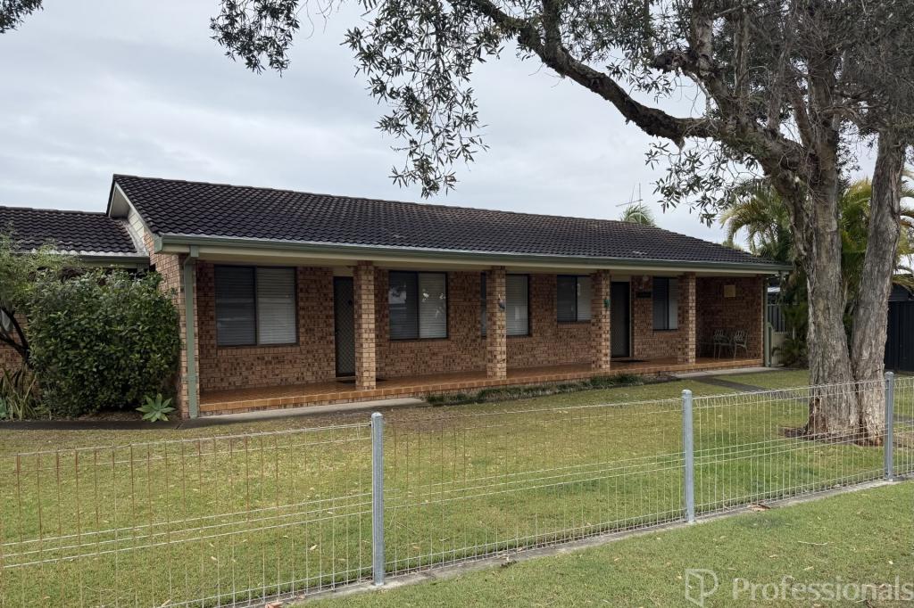 1 Tennis St, Forster, NSW 2428