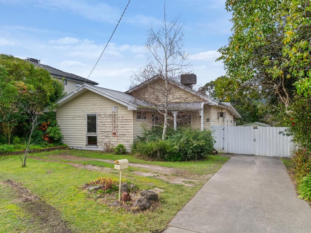 27 Woodvale Rd, Boronia, VIC 3155