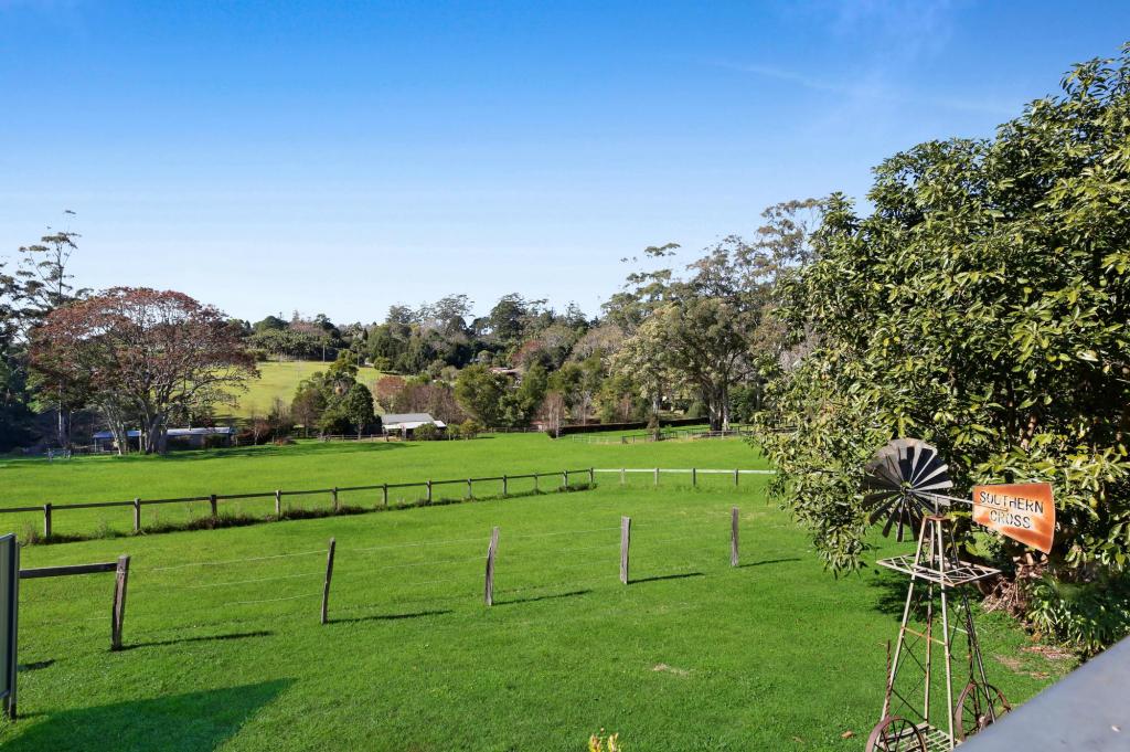 206 Main Western Rd, Tamborine Mountain, QLD 4272