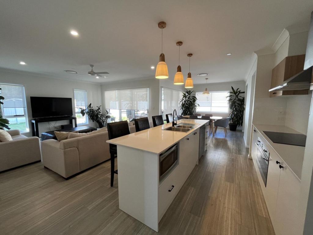 25 Riverland Rd, Coomera, QLD 4209