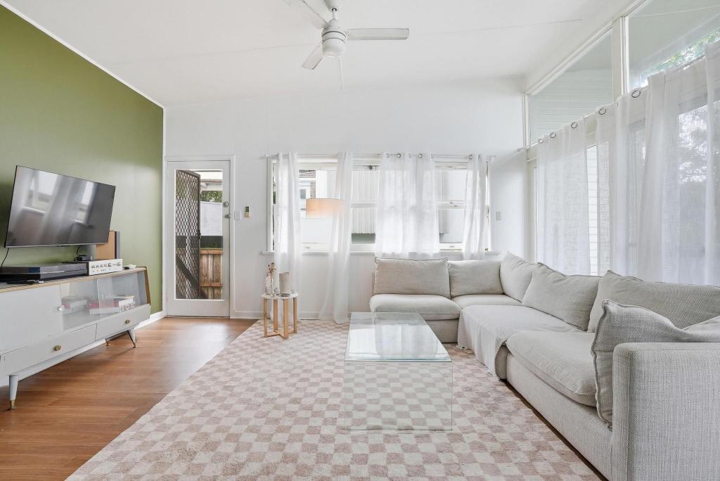 146 Cypress Tce, Palm Beach, QLD 4221