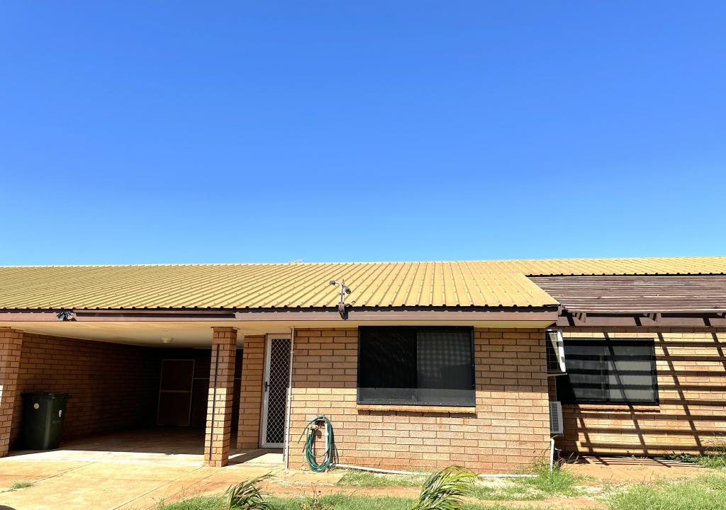 2/26 Pelusey Way, Nickol, WA 6714