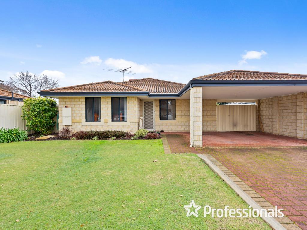 13/10 Peach Tree Way, Forrestfield, WA 6058