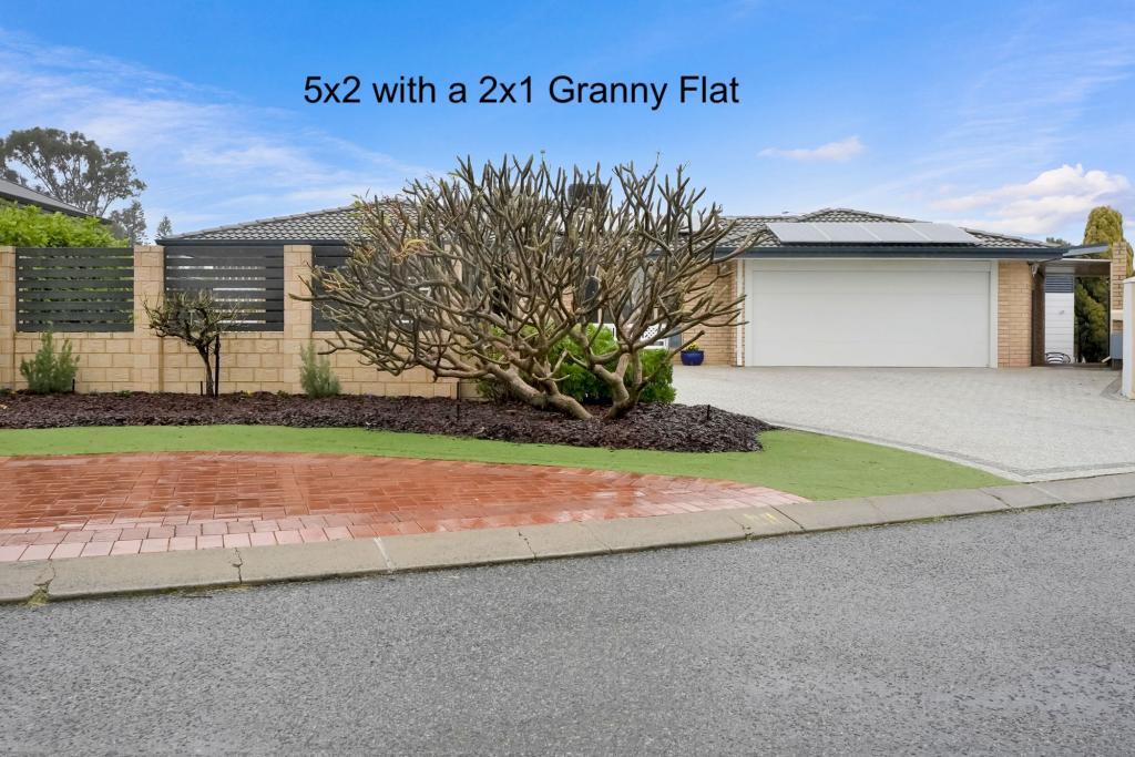 11 St Vincent Pl, Ocean Reef, WA 6027