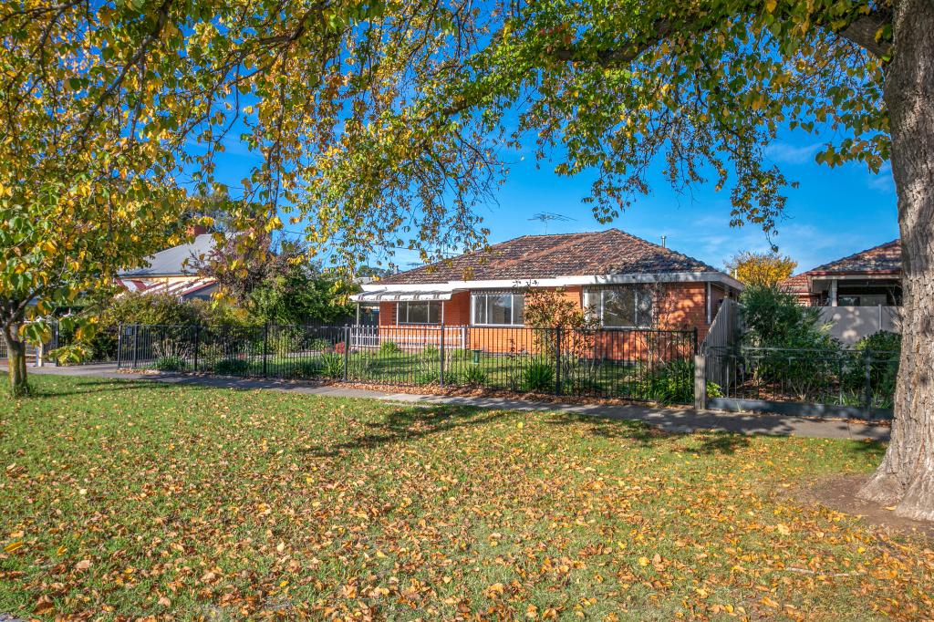 68 Station St, Sunbury, VIC 3429