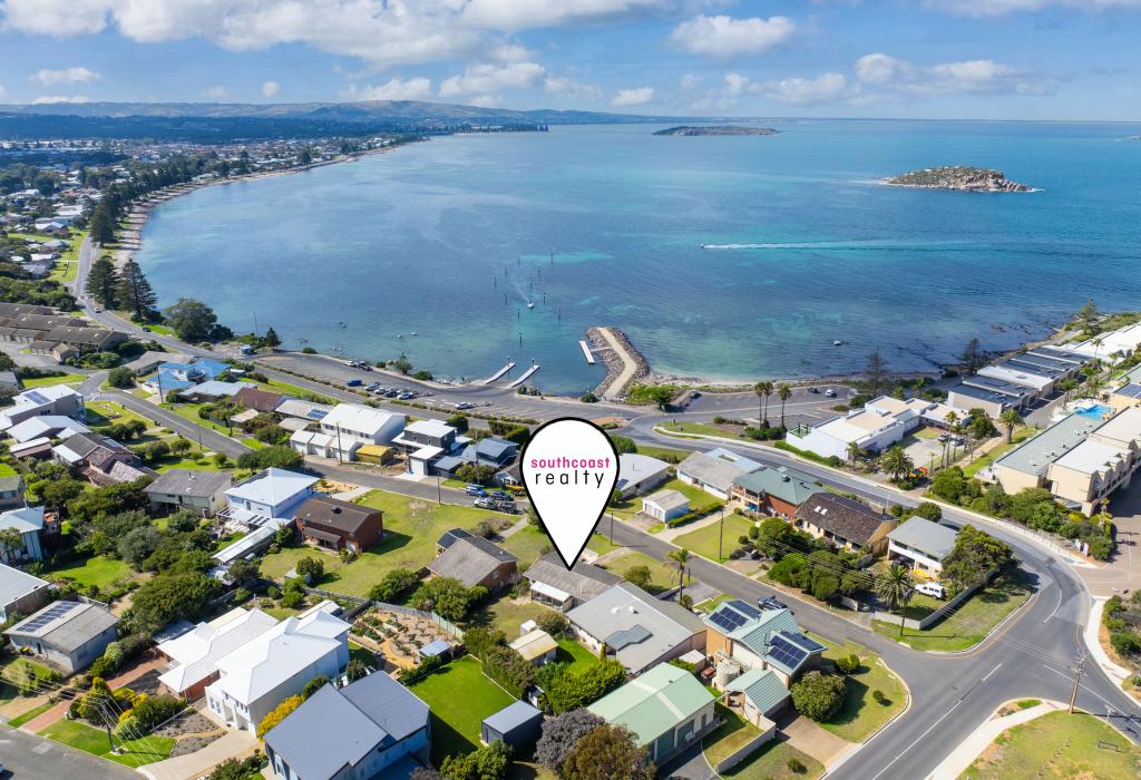 19 Investigator Cres, Encounter Bay, SA 5211