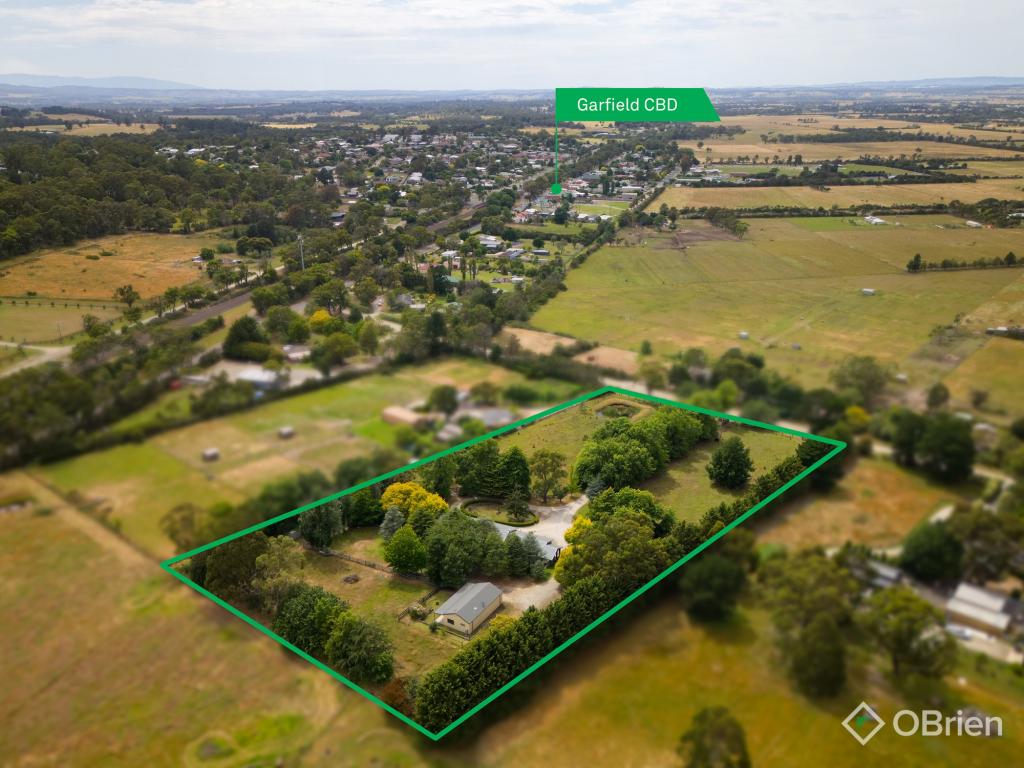 30 Mont Albert Rd, Garfield, VIC 3814