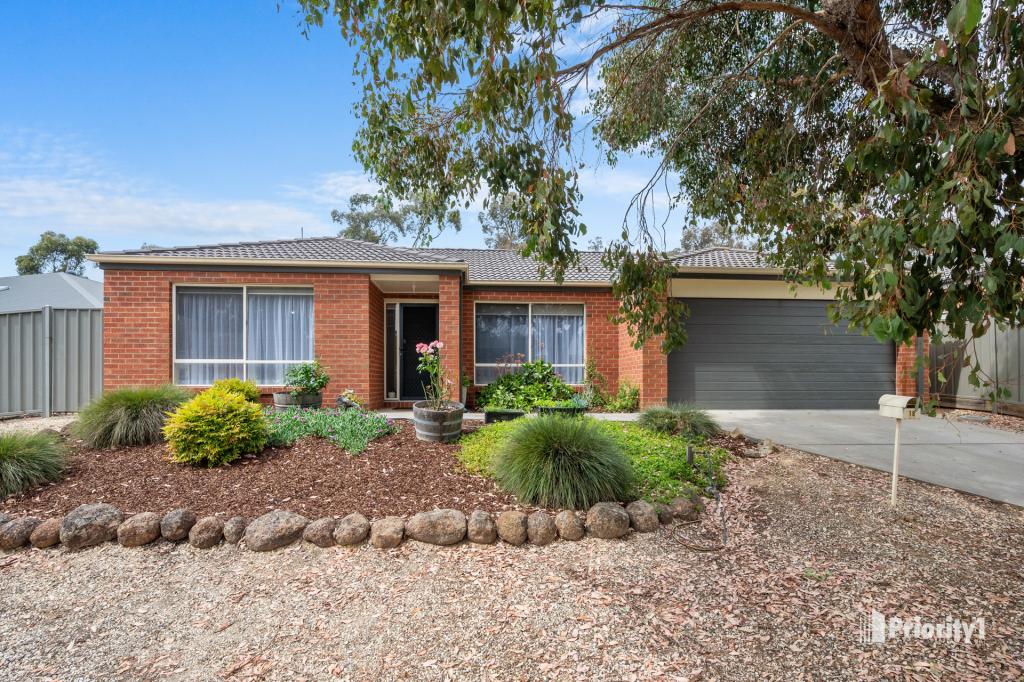 18 Akins Rise, Golden Square, VIC 3555