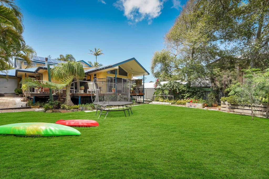 13 Tramway Rd, North Avoca, NSW 2260