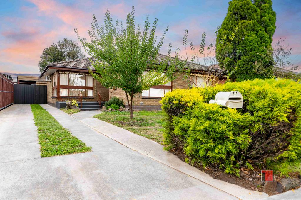 52 WINDSOR CRES, BUNDOORA, VIC 3083