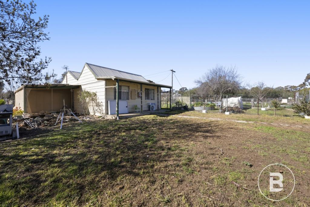 42 Rowe St, Avoca, VIC 3467