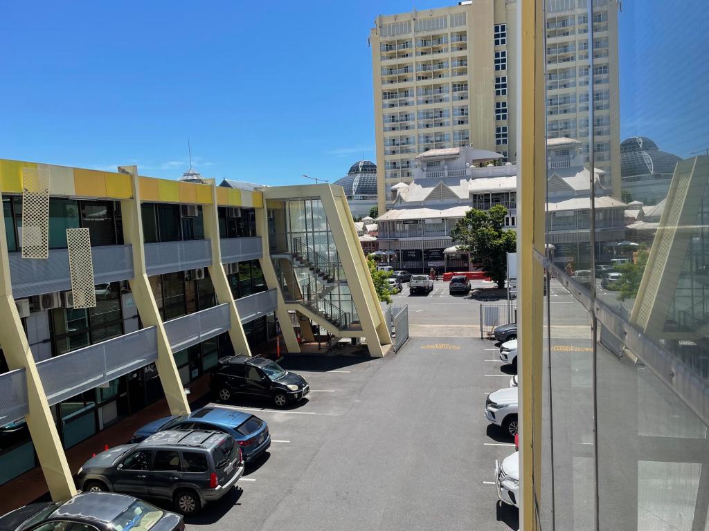 L27&28/21-25 LAKE ST, CAIRNS CITY, QLD 4870