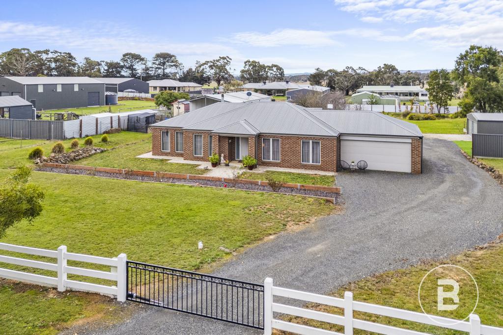 10 Woodlands Rd, Enfield, VIC 3352