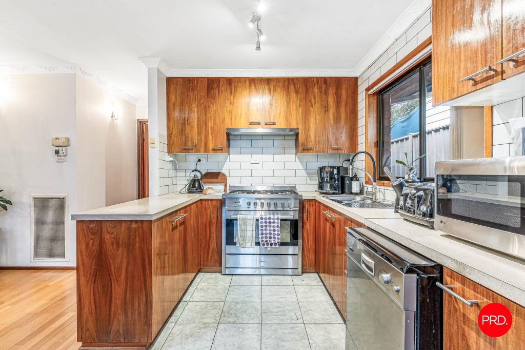 70 Bennett St, Long Gully, VIC 3550