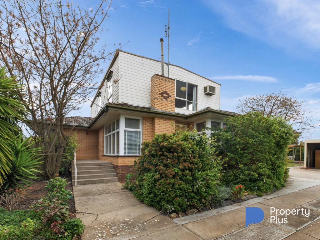 11 Currie St, Charlton, VIC 3525