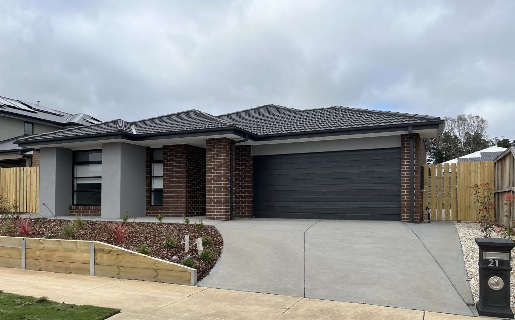 21 Walter St, Charlemont, VIC 3217