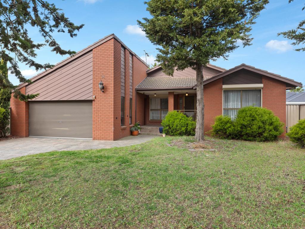 38 SOMERSET DR, SUNSHINE NORTH, VIC 3020