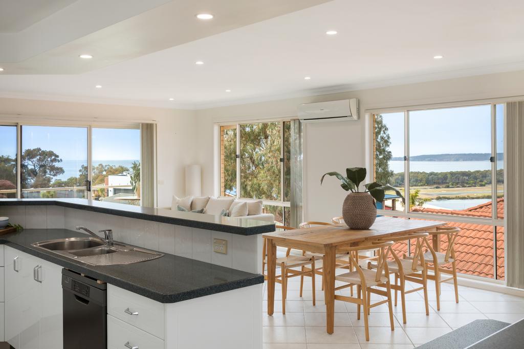 17 John Cl, Merimbula, NSW 2548