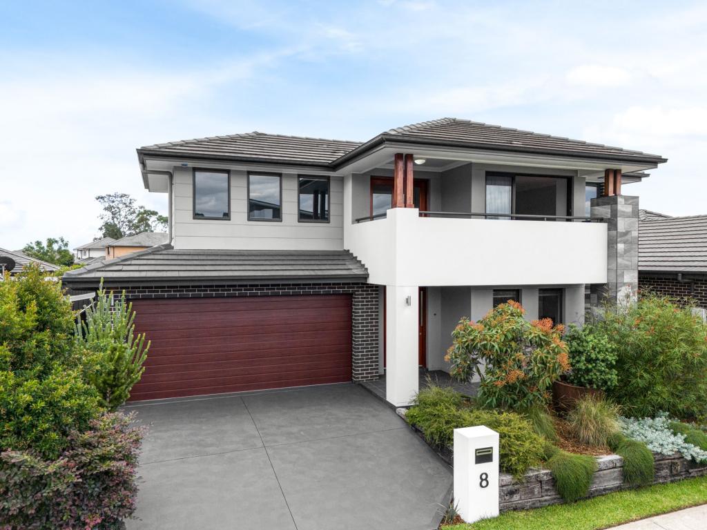 8 Calder St, Denham Court, NSW 2565