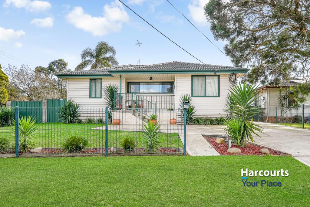 48 Lingayen Ave, Lethbridge Park, NSW 2770