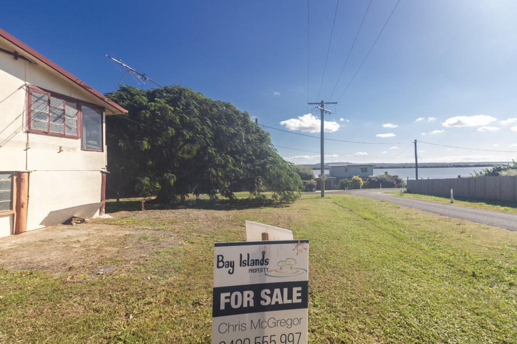 22 Mark Rd, Russell Island, QLD 4184