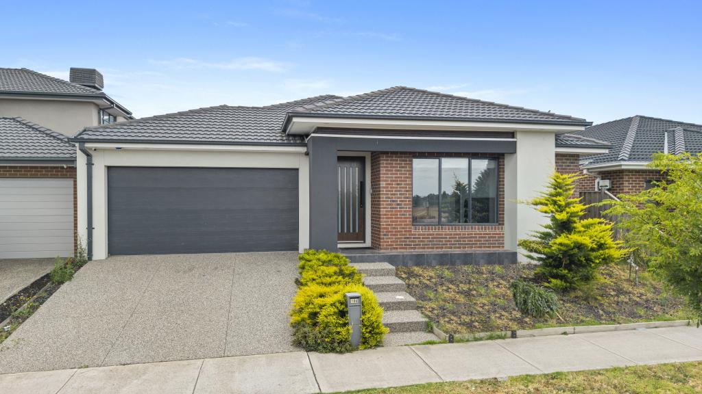 106 Brossard Rd, Mickleham, VIC 3064