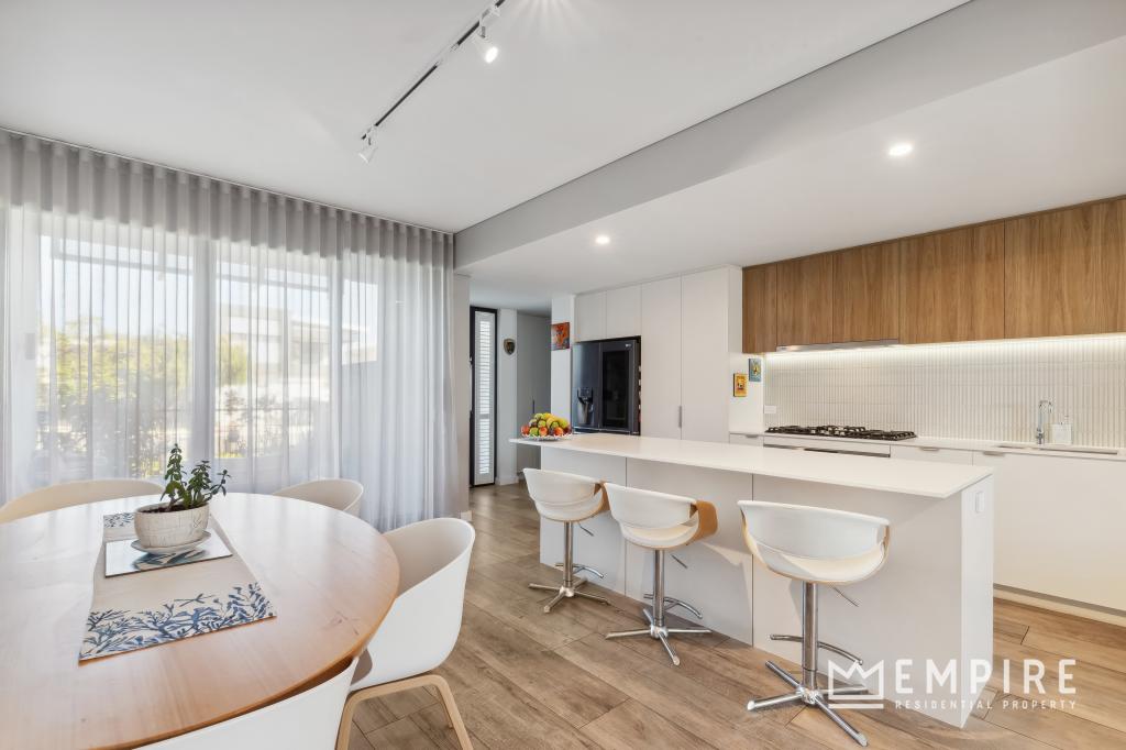 9/50 Lullworth Tce, North Coogee, WA 6163