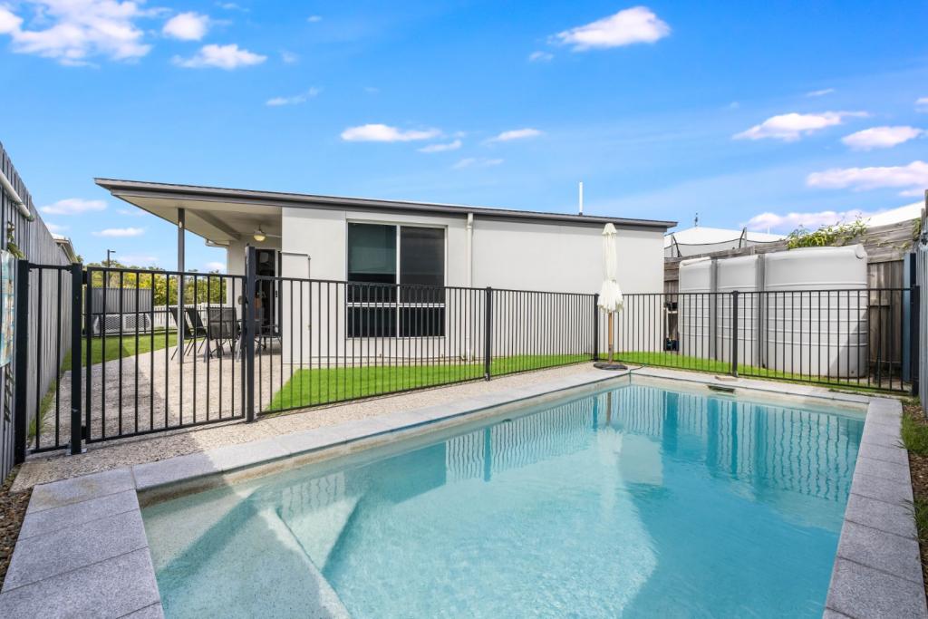 19 Kate Cres, Nirimba, QLD 4551