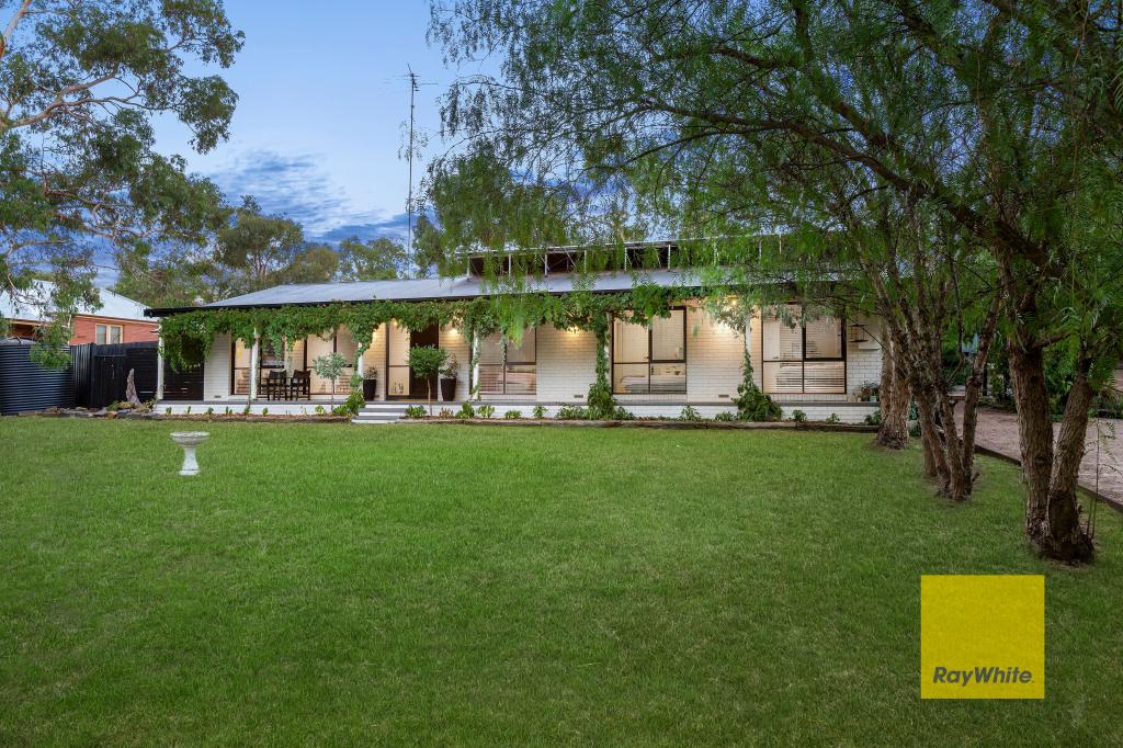 21 SOMERSET CT, BANNOCKBURN, VIC 3331