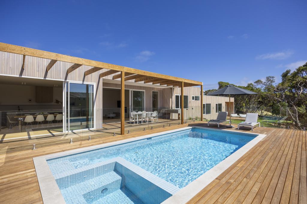 19 Fawkner Ave, Blairgowrie, VIC 3942