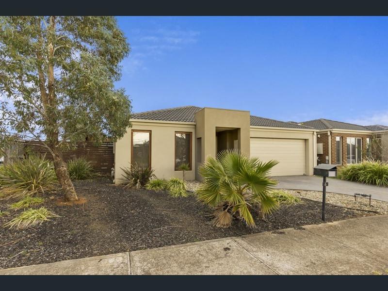6 Ironbark Way, Brookfield, VIC 3338