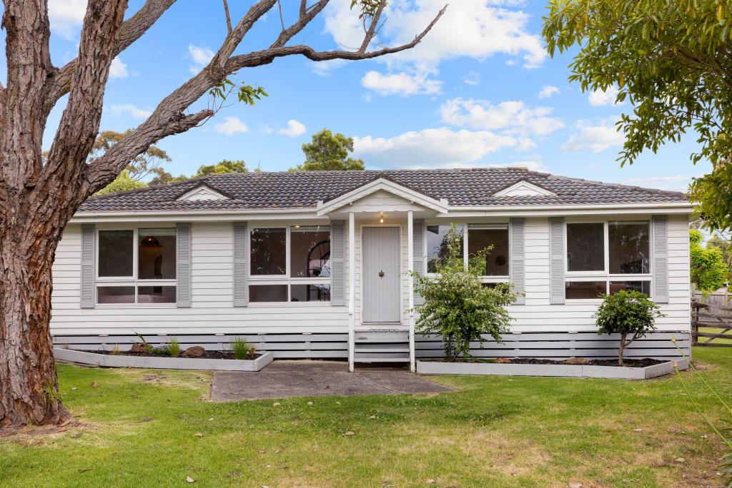 7 Endeavour Ct, Cowes, VIC 3922