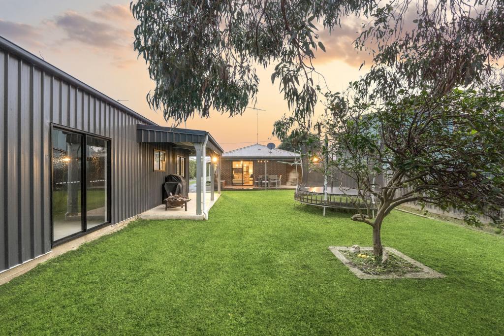 27 Powell St E, Ocean Grove, VIC 3226