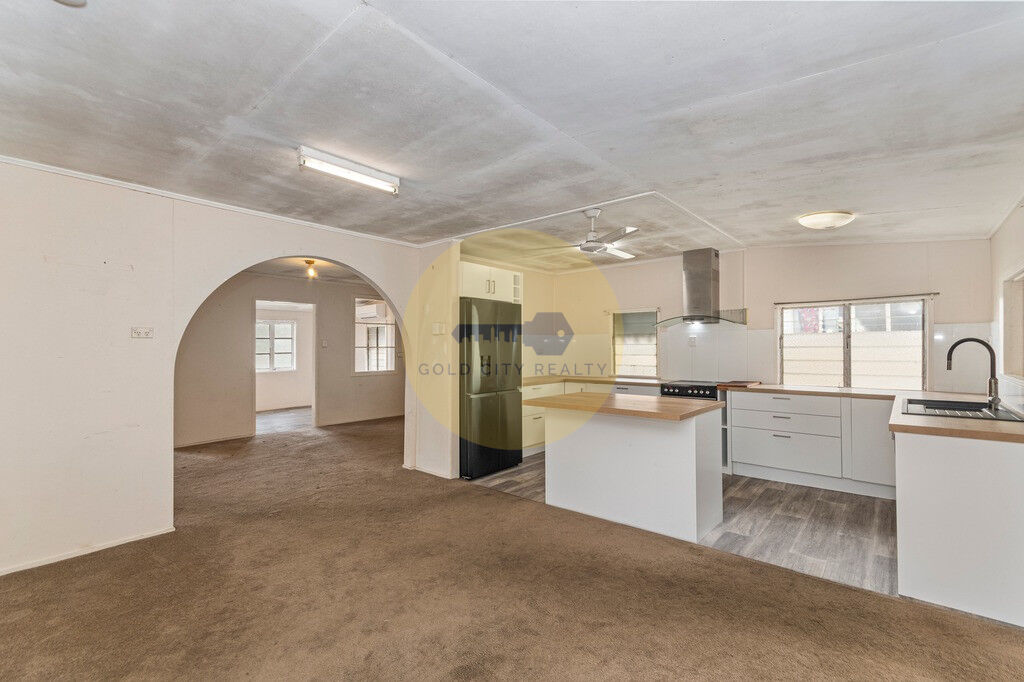 27 Melville St, Charters Towers City, QLD 4820