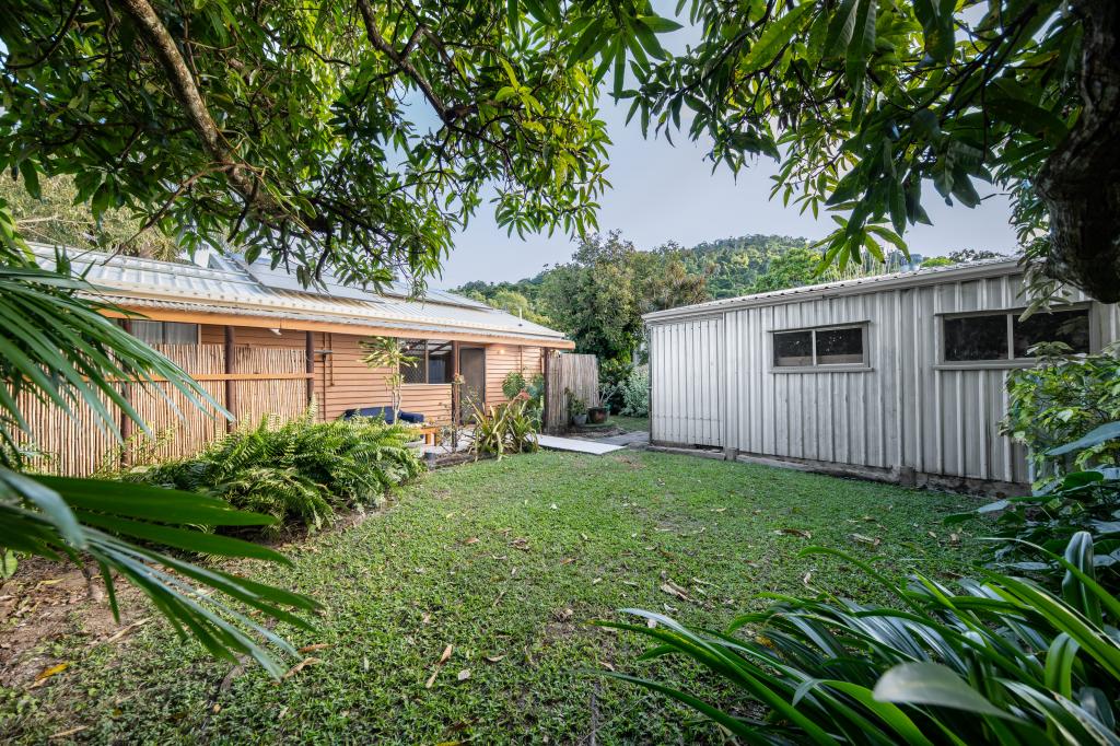 13 O'Hanlon Cres, Mount Julian, QLD 4800